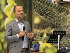 2025-11-20_hrad4 2025-11-20_hrad4