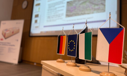 2025-11-26_transformon1 2025-11-26_transformon1